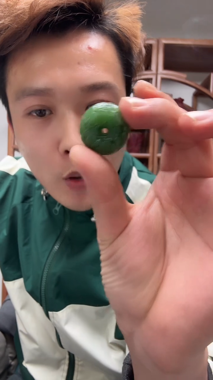 吊坠(不含链)未镶嵌和田玉（碧玉）秦**里P-1