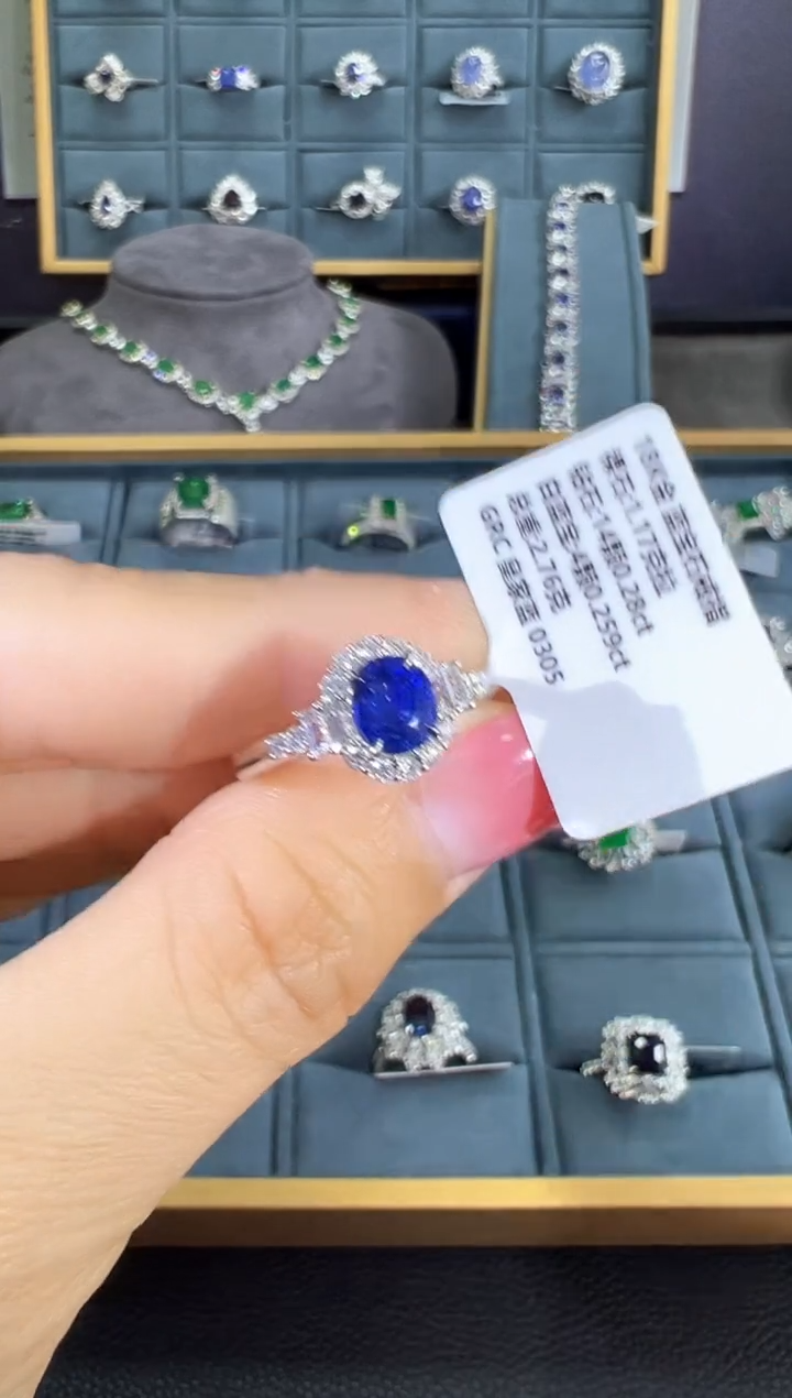 【闪购商品】蓝宝石戒指18K金镶嵌戒指