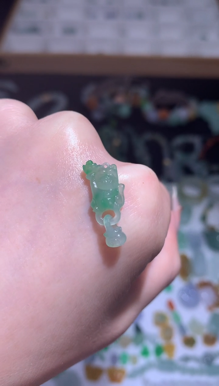 未镶嵌定制翡翠招米猫