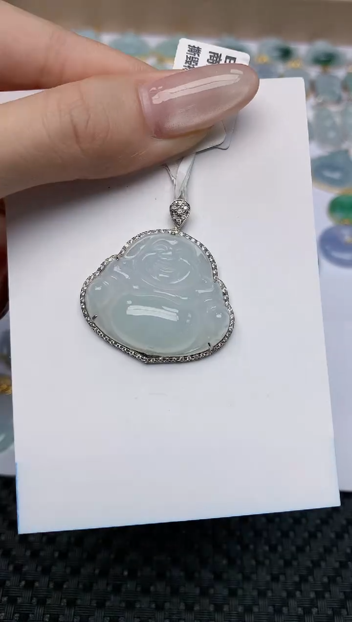 【闪购商品】翡翠颈饰18K金镶嵌天然翡翠a货