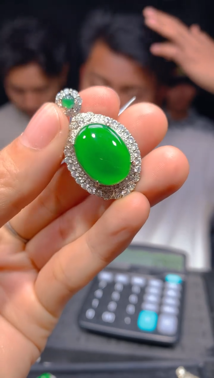 【闪购商品】定制翡翠未镶嵌666多样性发货（发其一）