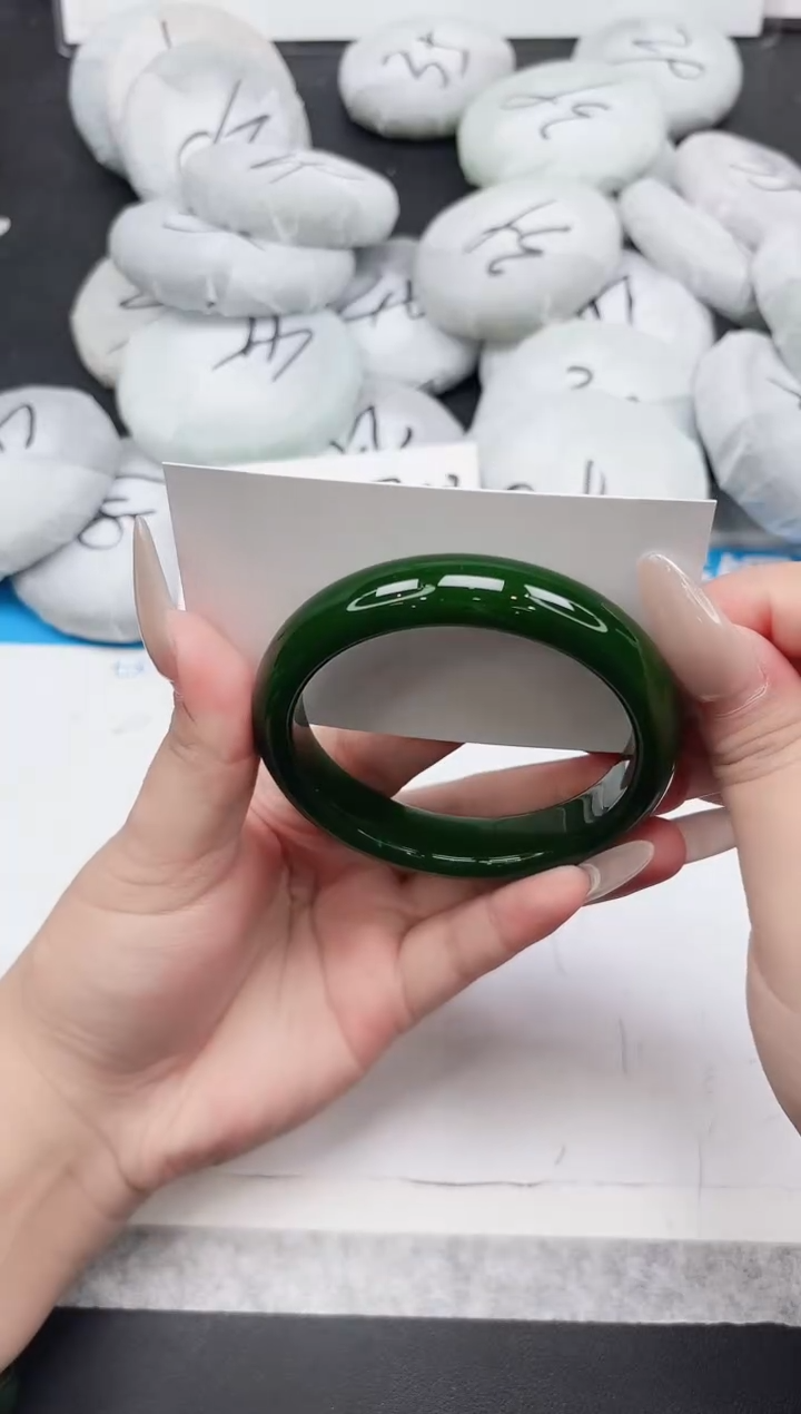 东凌女款手镯360-59.7