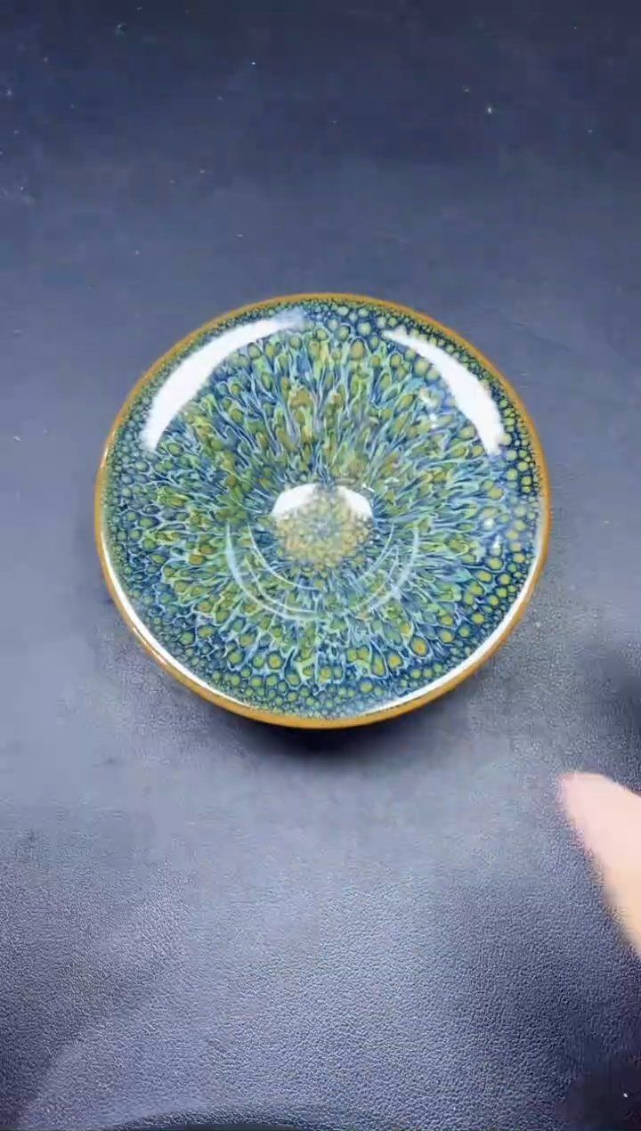 茶盏122微瑕            