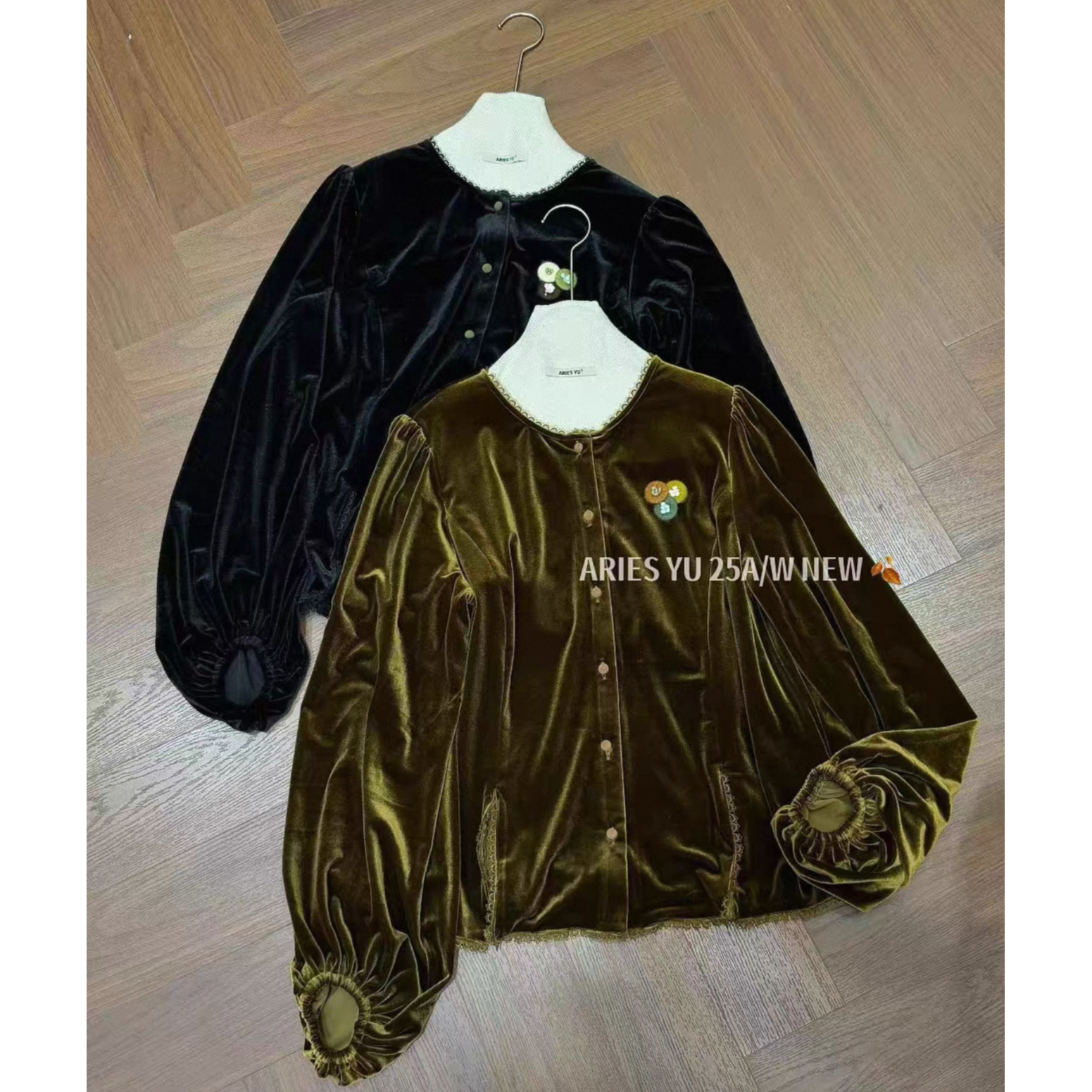 825057两色重磅丝绒单排扣口袋花边时尚百搭上衣衬衫