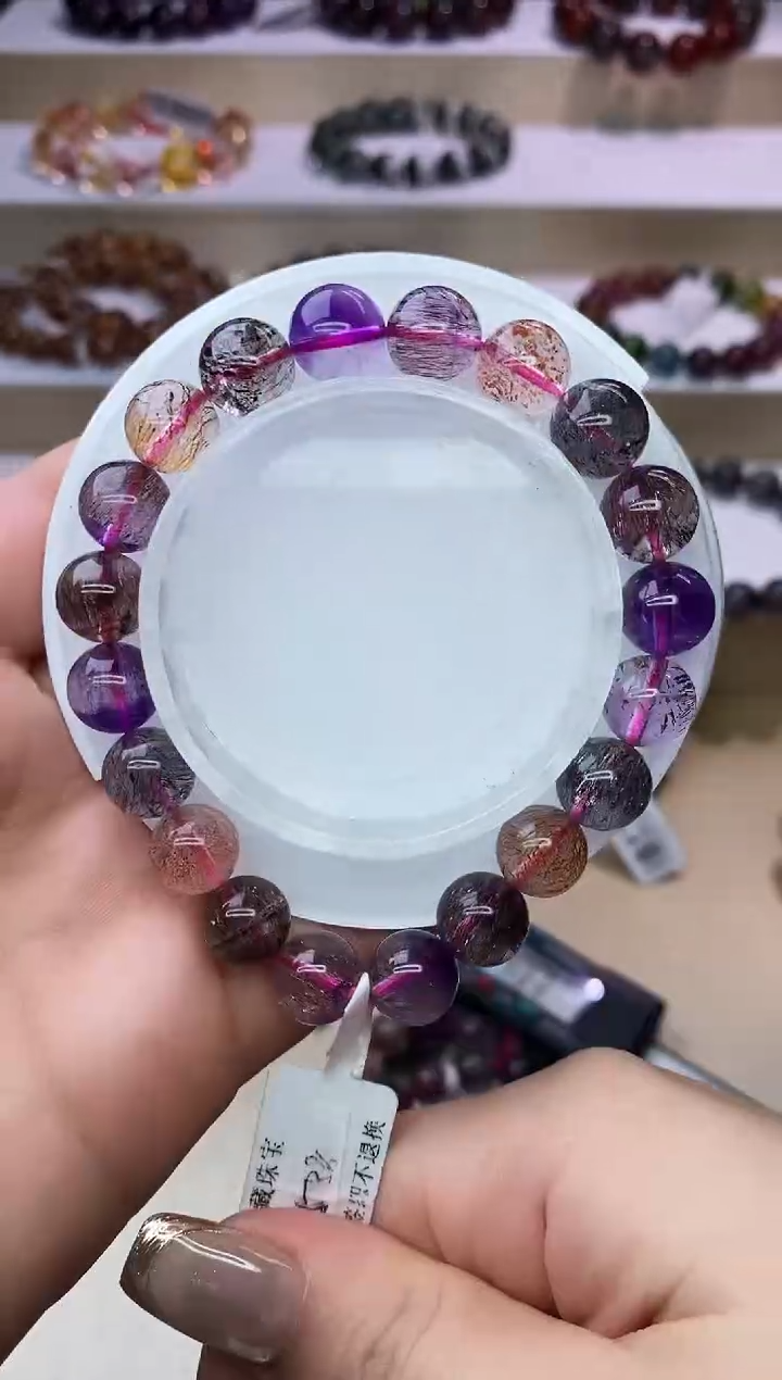 【闪购商品】水晶手链未镶嵌黑加仑超七10m+