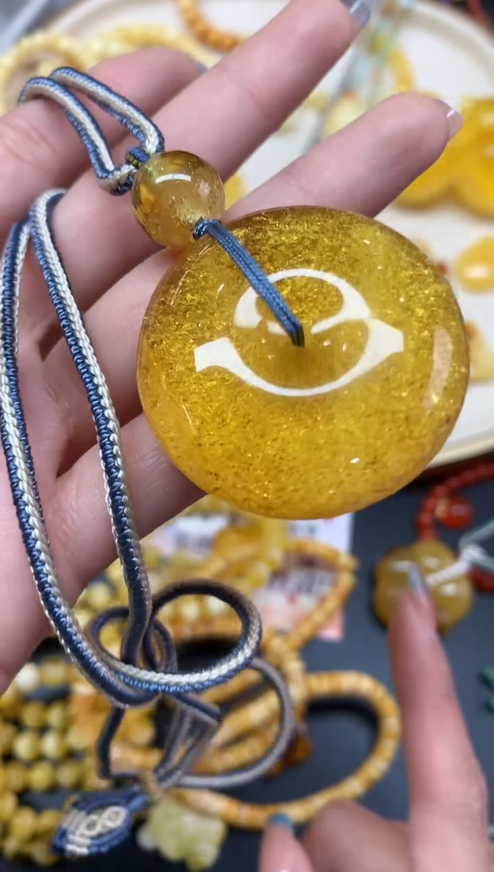 【闪购商品】蜜蜡裸石未镶嵌吊坠A19801