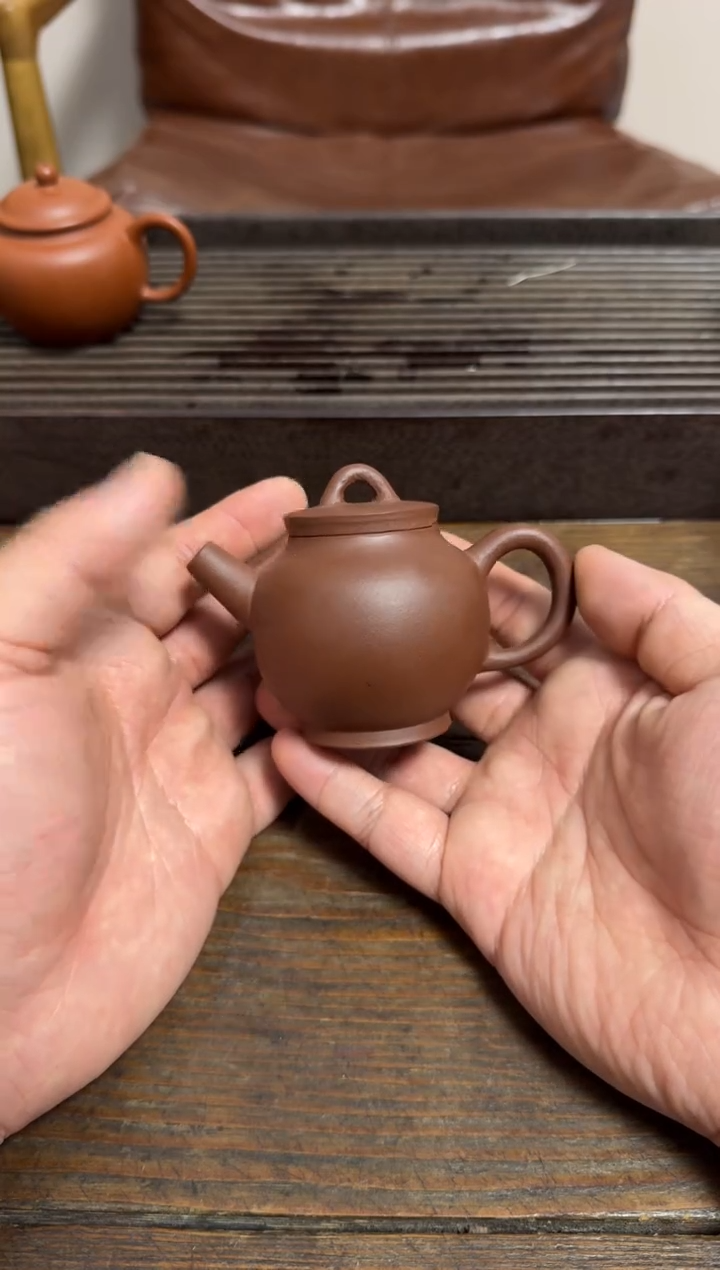 茶壶紫砂紫泥巨轮住80CC