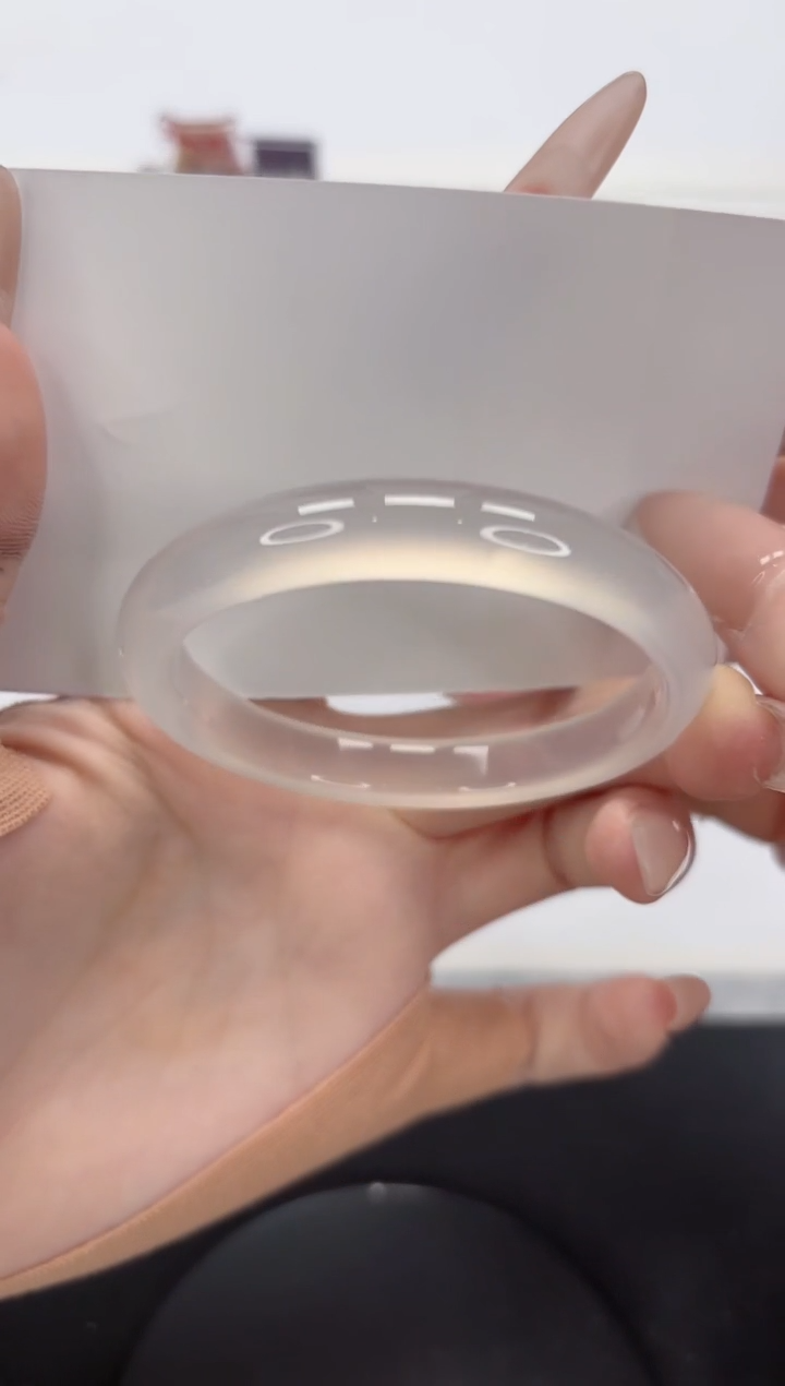 【闪购商品】石英质玉手镯未镶嵌A118-52.4