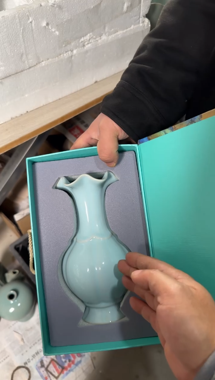 汝瓷平顶山汝瓷产品   花口瓶