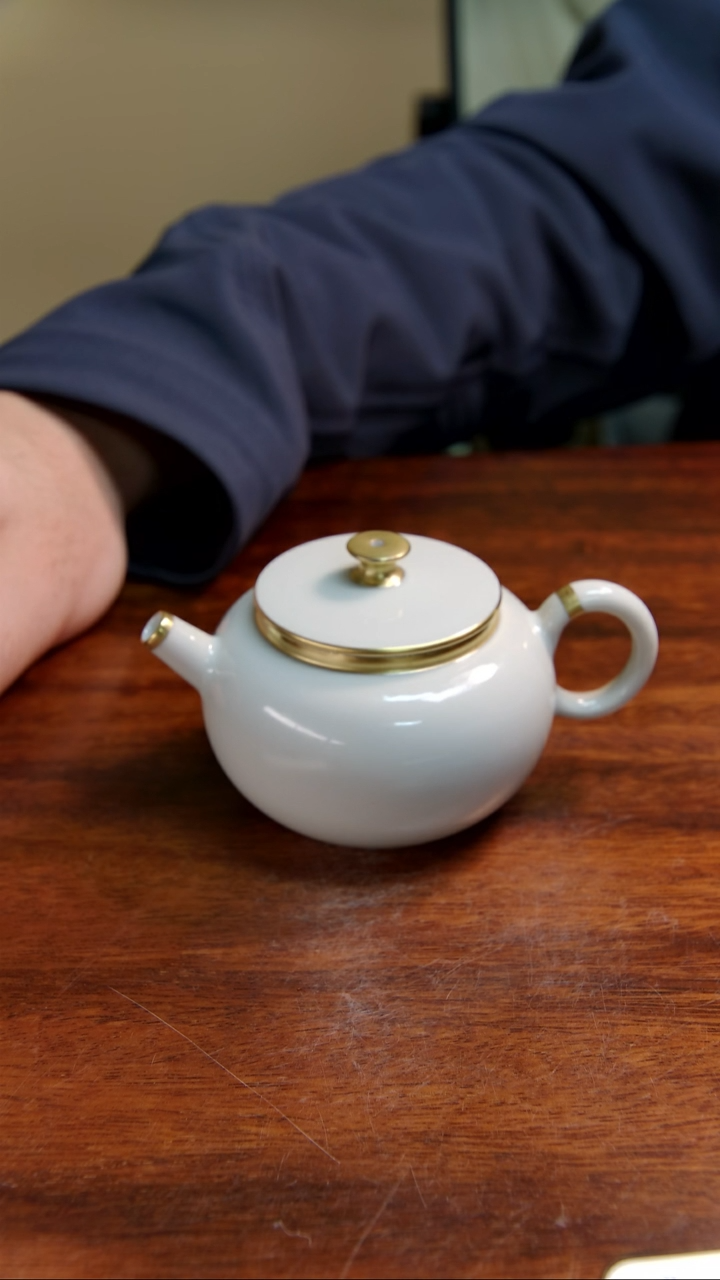 杯子瓷云****）景德镇纯手工瓷器