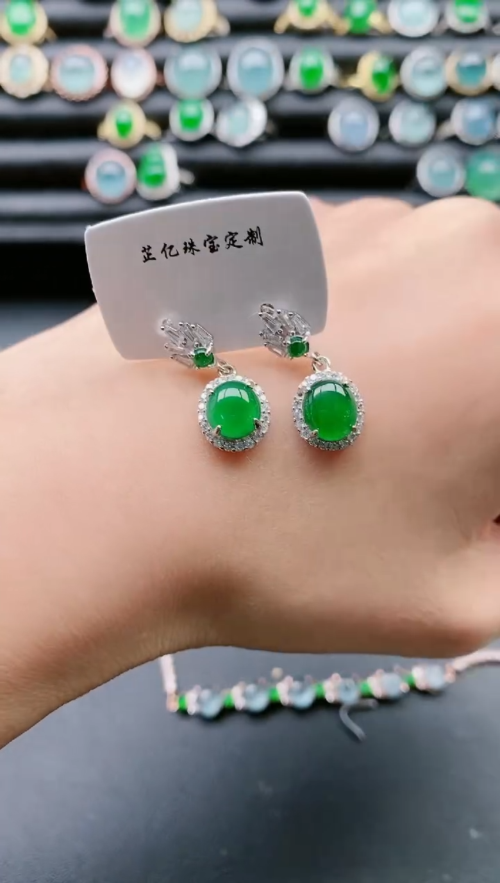 【闪购商品】翡翠戒指银S925镶嵌111111