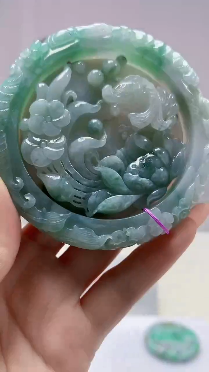 【闪购商品】定制翡翠未镶嵌5153DD-毛货手镯赠底座60圈）79