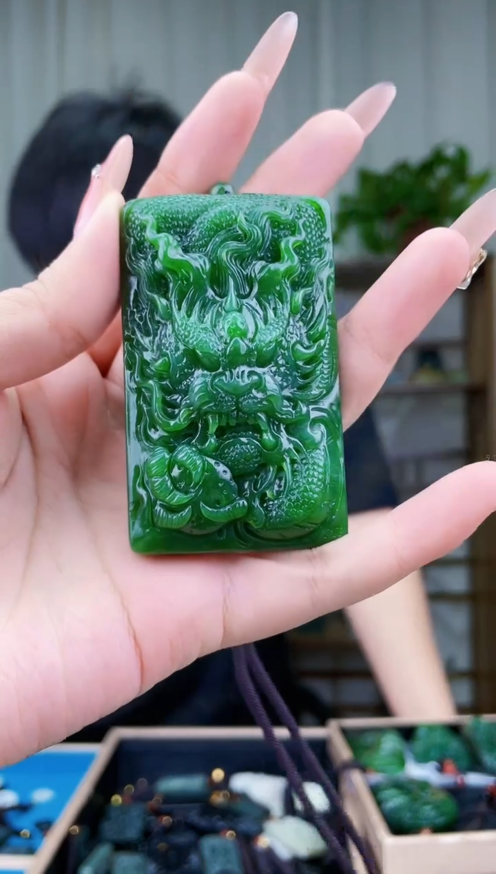 和田玉未镶嵌挂件拍一发一，多样性发货！