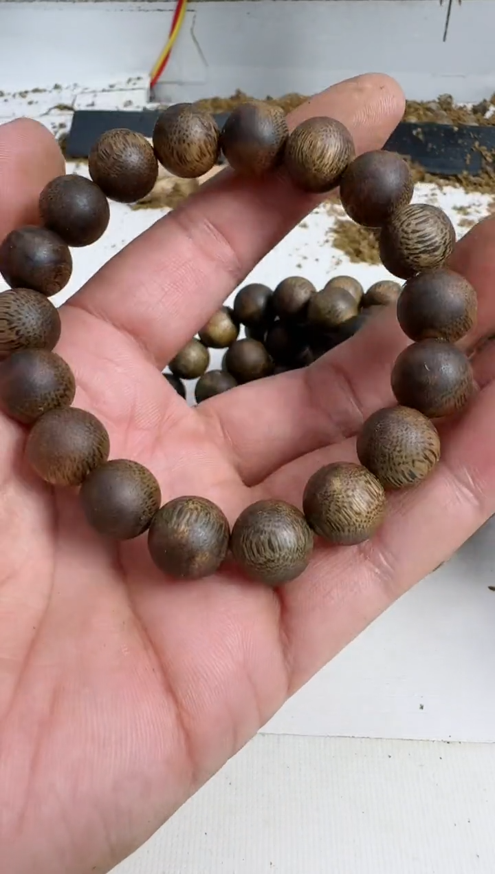 【闪购商品】沉香手串乌身1.2规格单圈14克