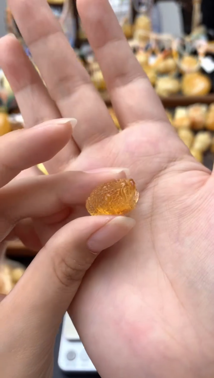 未镶嵌琥珀珠宝奇石040琥珀蜜蜡花粉有纹小坑介意勿拍