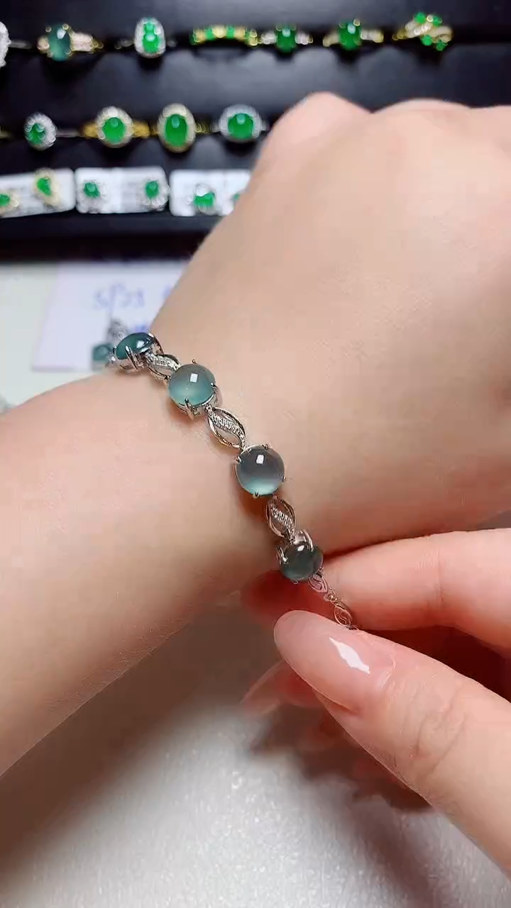 翡翠戒指银S925镶嵌天然翡翠s925银镶嵌
