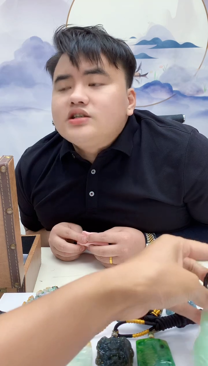 定制翡翠未镶嵌天****用5060MM-毛货挂件