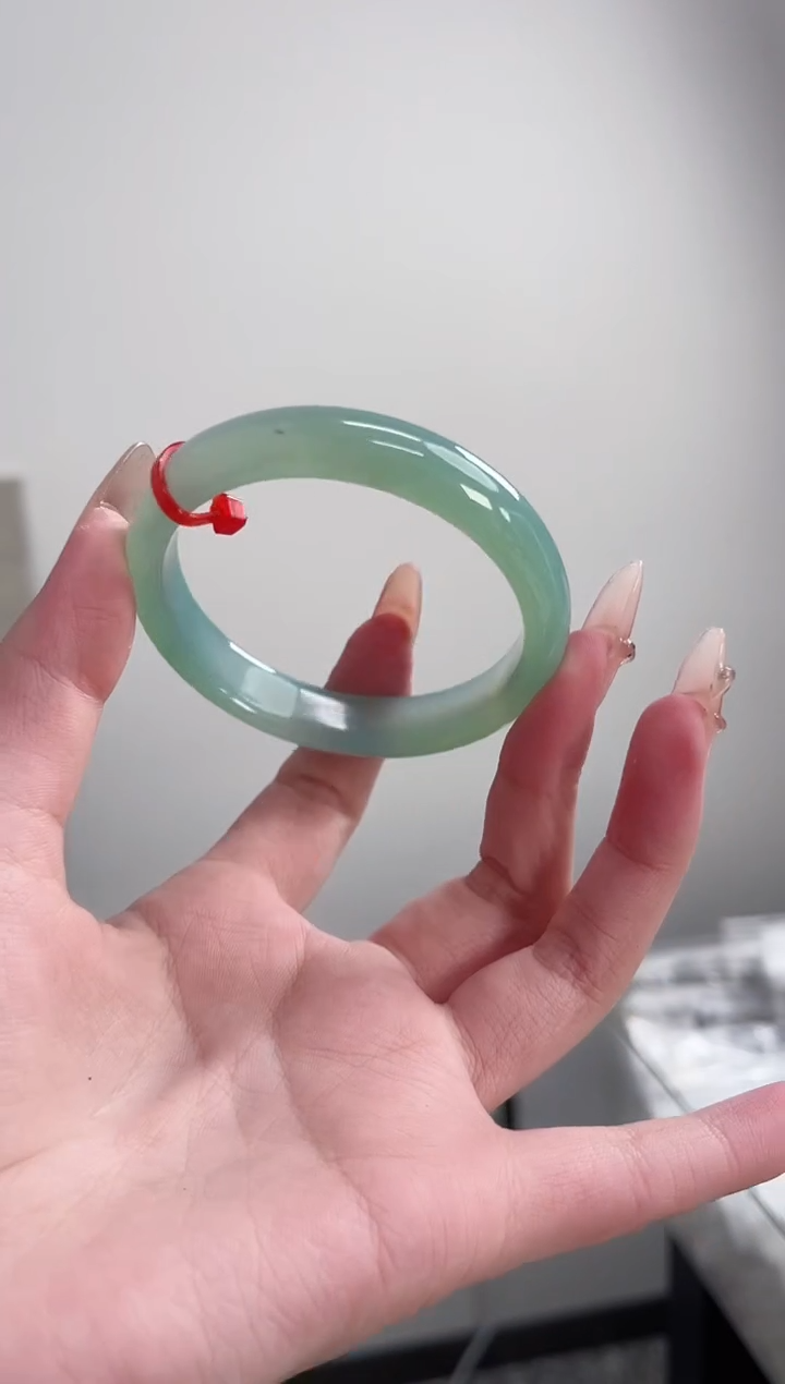 【闪购商品】玛瑙/玉髓手镯未镶嵌55-56圈需要包容