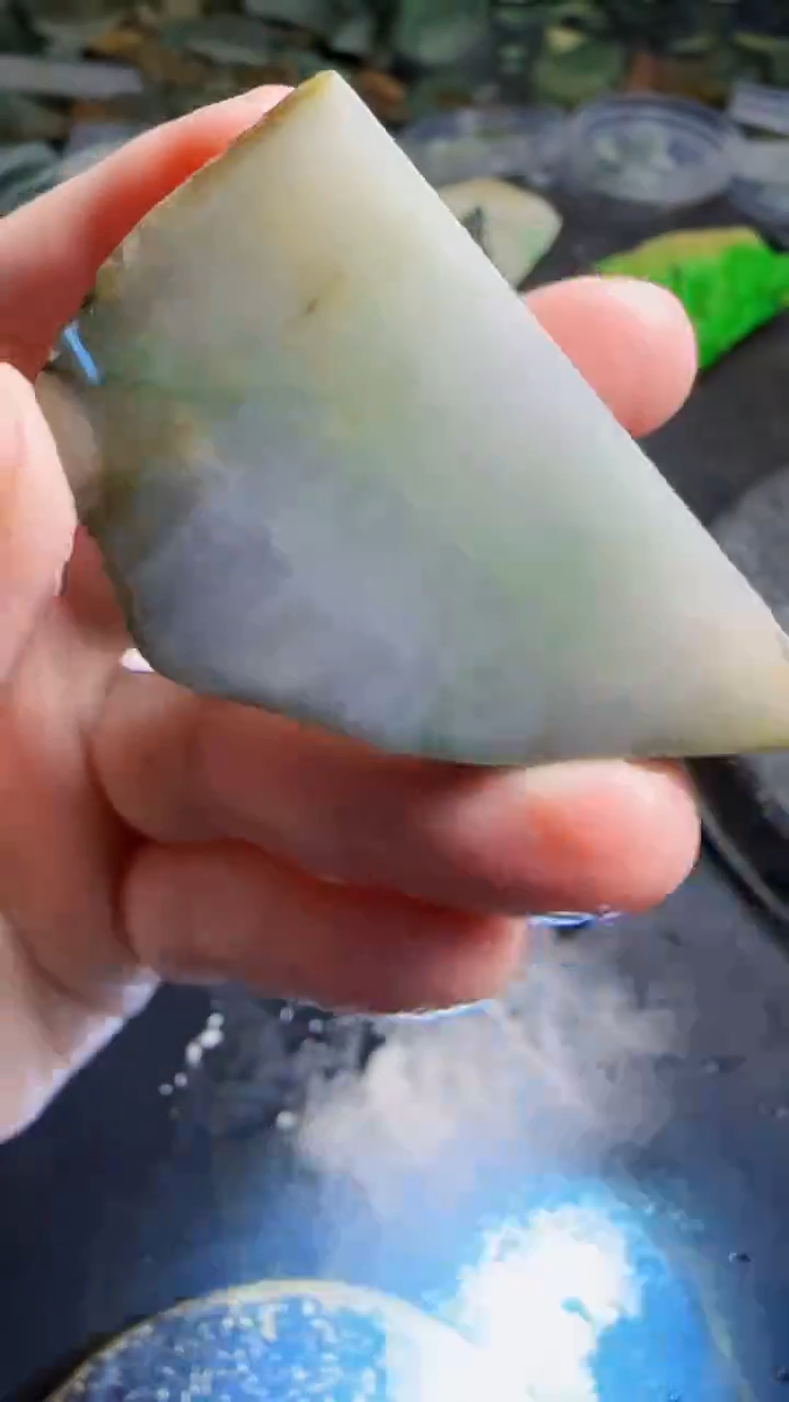 未镶嵌挂件翡翠关****]天然翡翠059