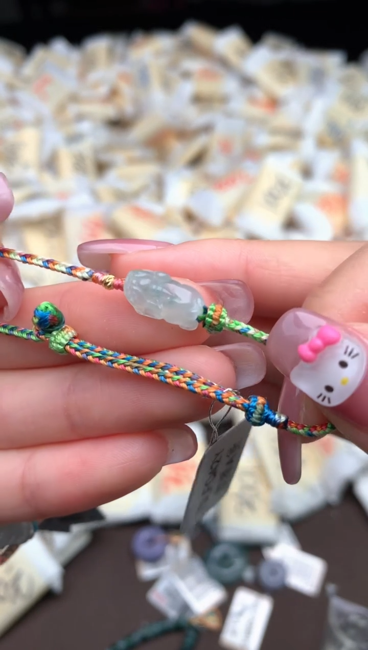 【闪购商品】翡翠手绳未镶嵌  —  