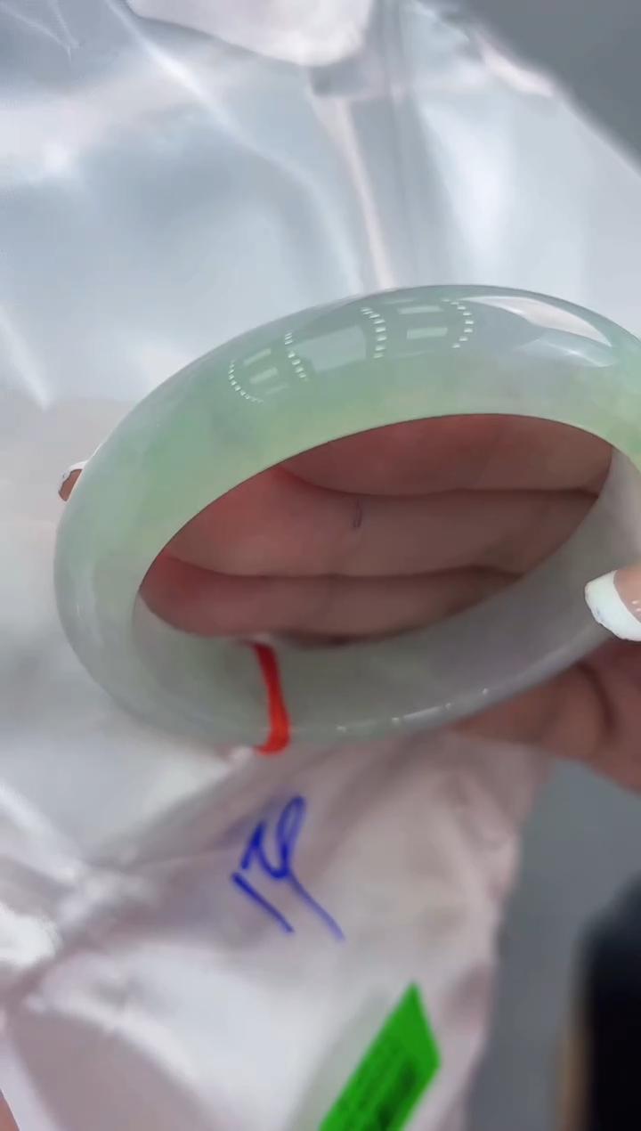 【闪购商品】翡翠手镯未镶嵌翡翠手镯