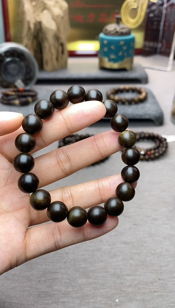 【闪购商品】沉香手串芽庄白棋10沉水单圈