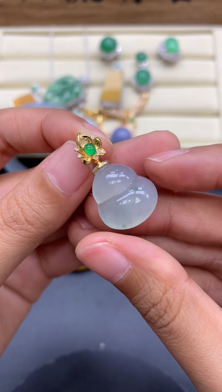 【闪购商品】翡翠颈饰18K金镶嵌146-中国好珍宝