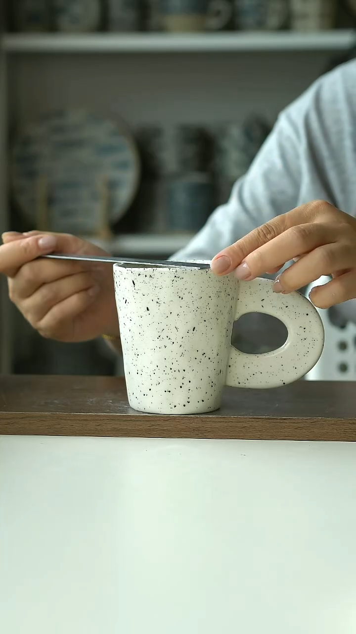 微瑕北欧风白泼墨大耳朵咖啡杯280ml@4-2@