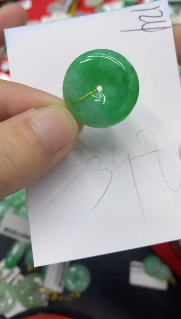 【闪购商品】翡翠颈饰未镶嵌翡翠