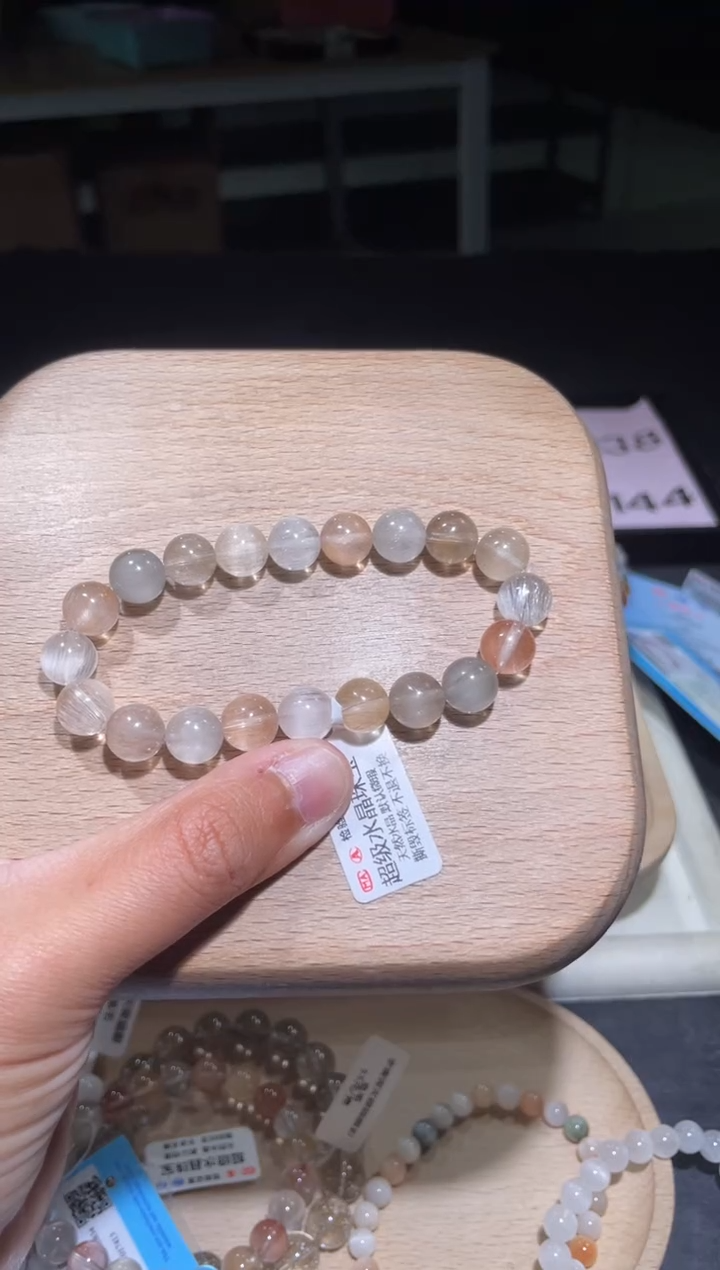 【闪购商品】水晶手链未镶嵌134号多样性发货一K 9+