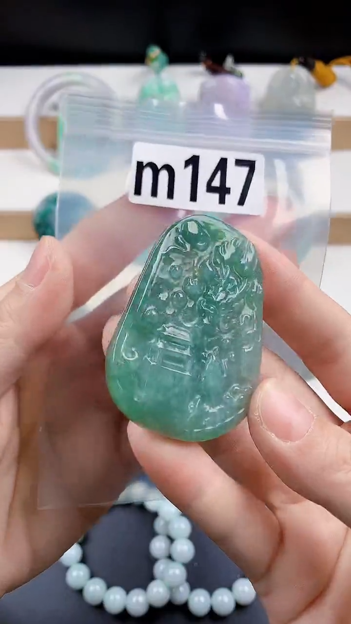 颈饰未镶嵌翡翠天然翡翠吊坠挂件