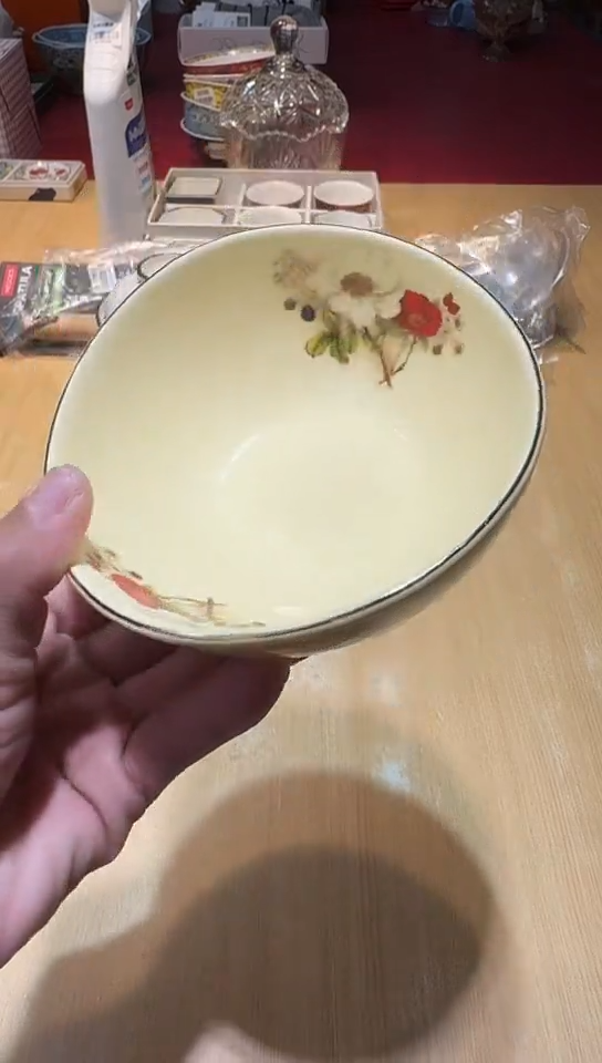 瓷片生活的本意是开心啊@@1