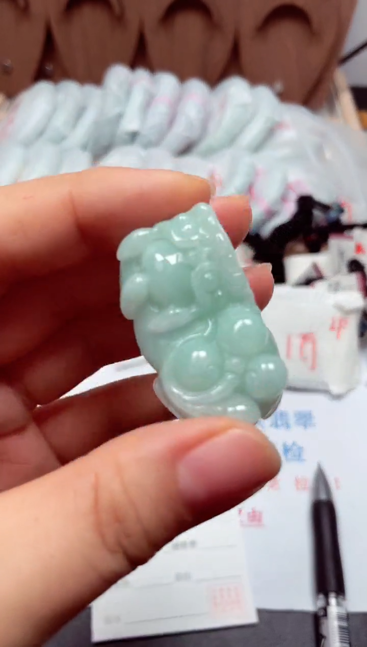 颈饰未镶嵌翡翠天然A货