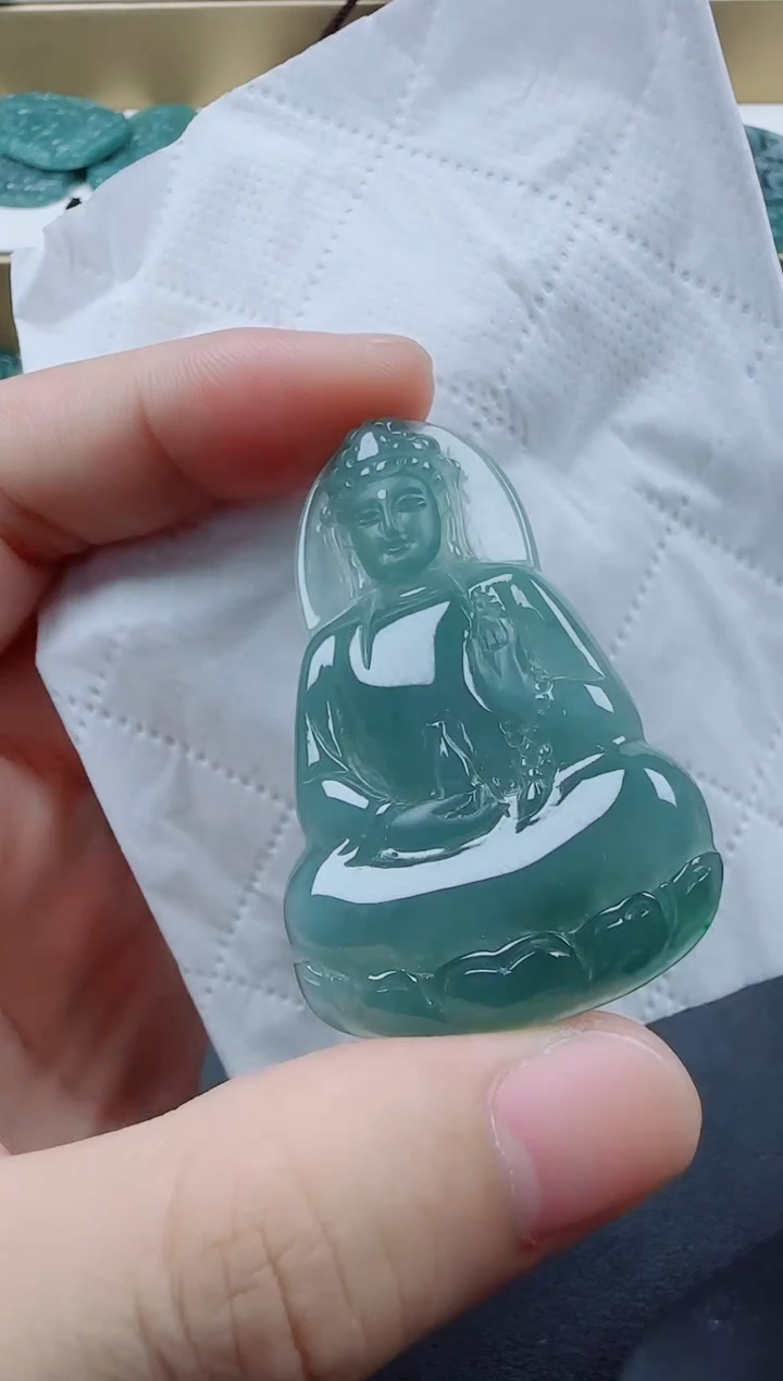 翡翠未镶嵌颈饰素衣多样性发货随机一件发货
