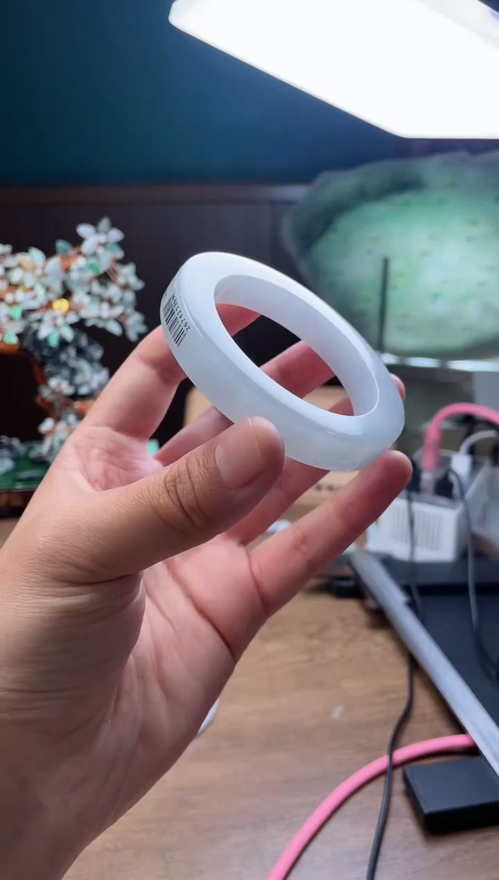 【闪购商品】定制翡翠手镯未镶嵌定制