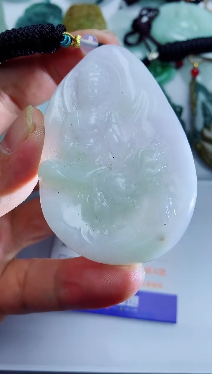 【闪购商品】翡翠吊坠(不含链)未镶嵌1