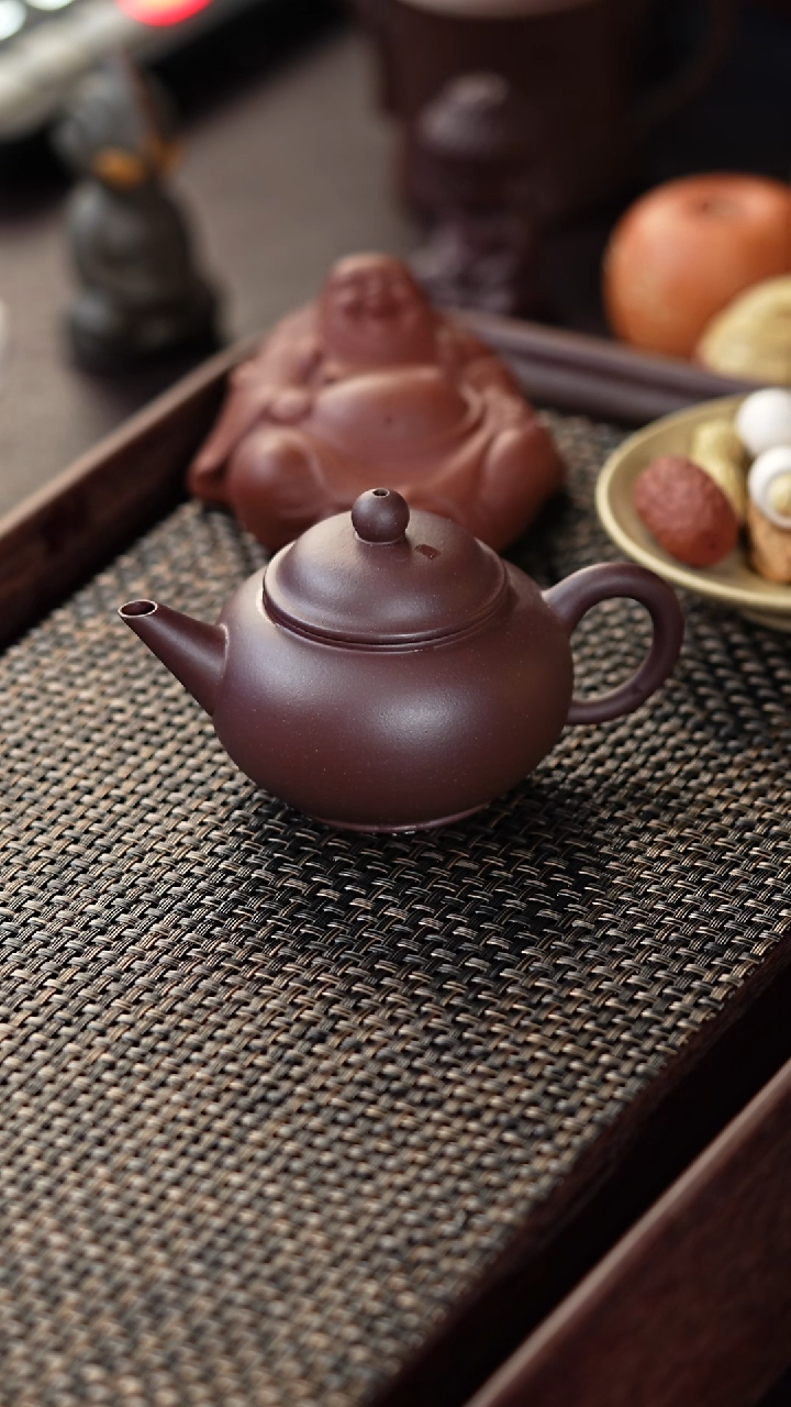 【闪购商品】手工原矿紫泥水平   150cc