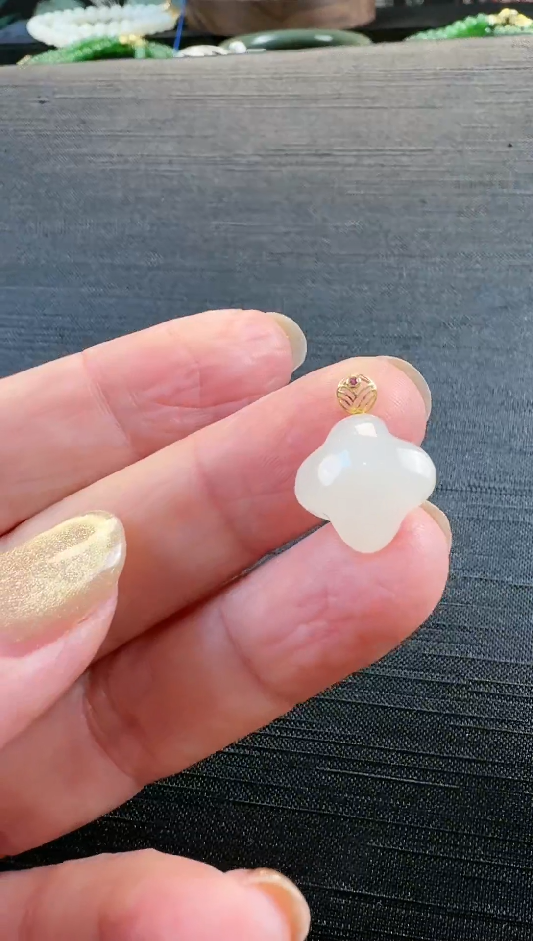 【闪购商品】和田玉颈饰18K金镶嵌和田玉