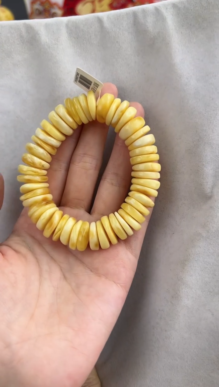 【闪购商品】琥珀裸石未镶嵌10126081-手串