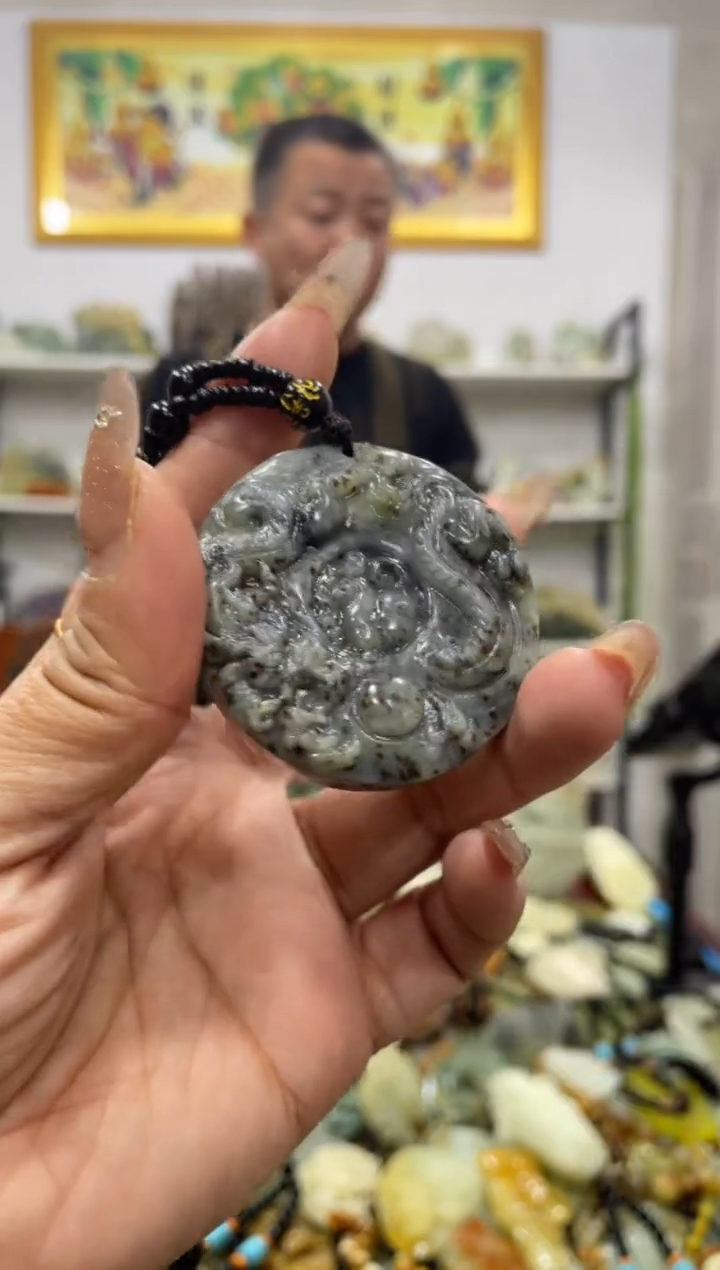 【闪购商品】岫玉吊坠未镶嵌          