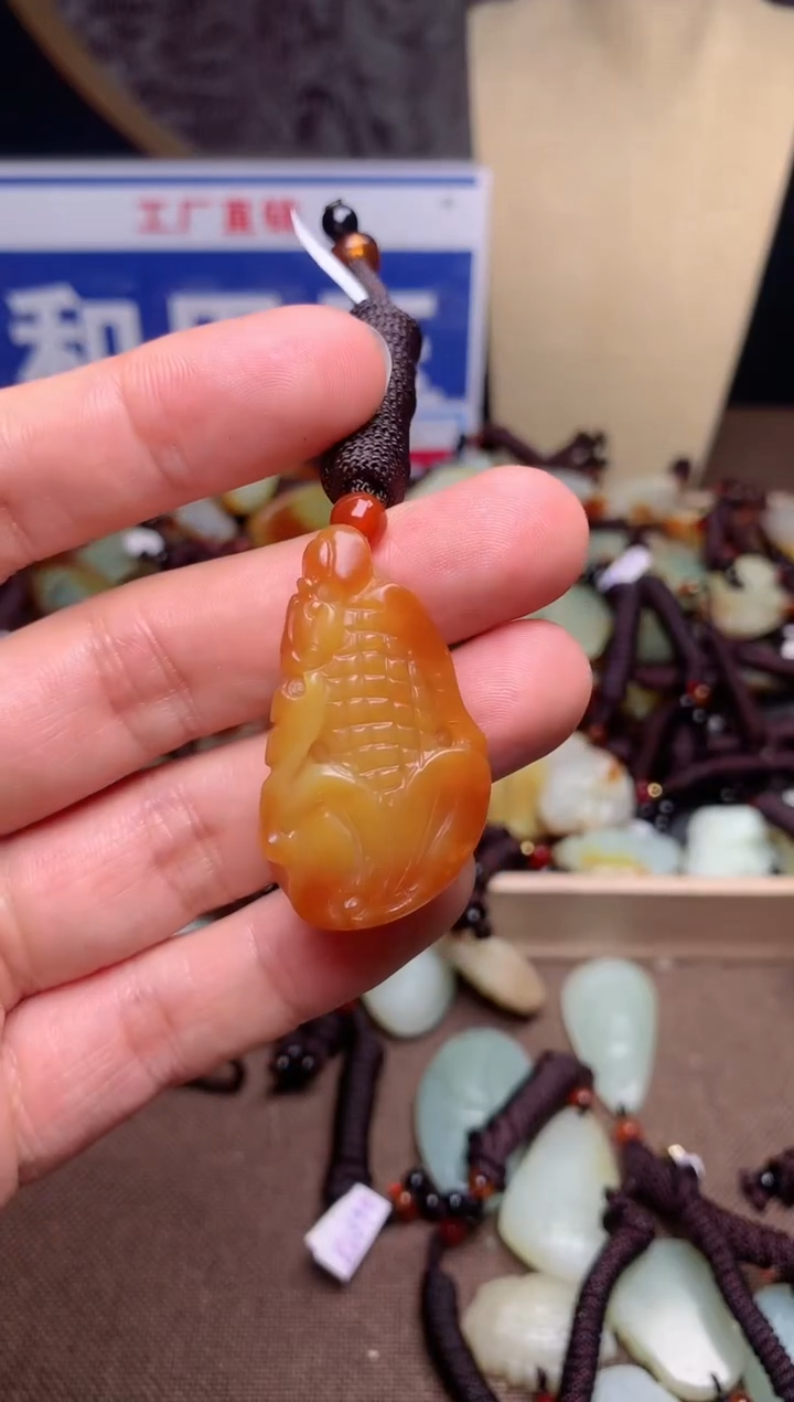 【闪购商品】和田玉颈饰未镶嵌1