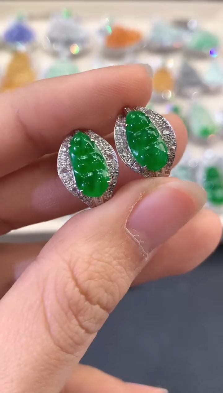 【闪购商品】翡翠耳饰18K金镶嵌D32