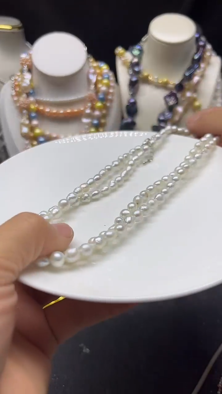 颈饰未镶嵌淡水珍珠多人