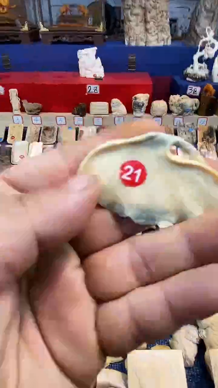 泥塑小把玩件摆件