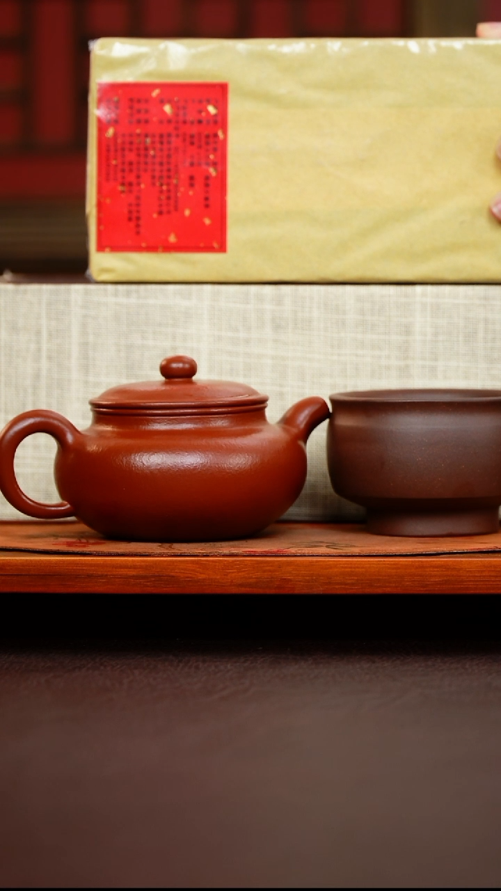 茶壶紫砂兰**香朱泥大红袍 仿古 220cc 壶痴 