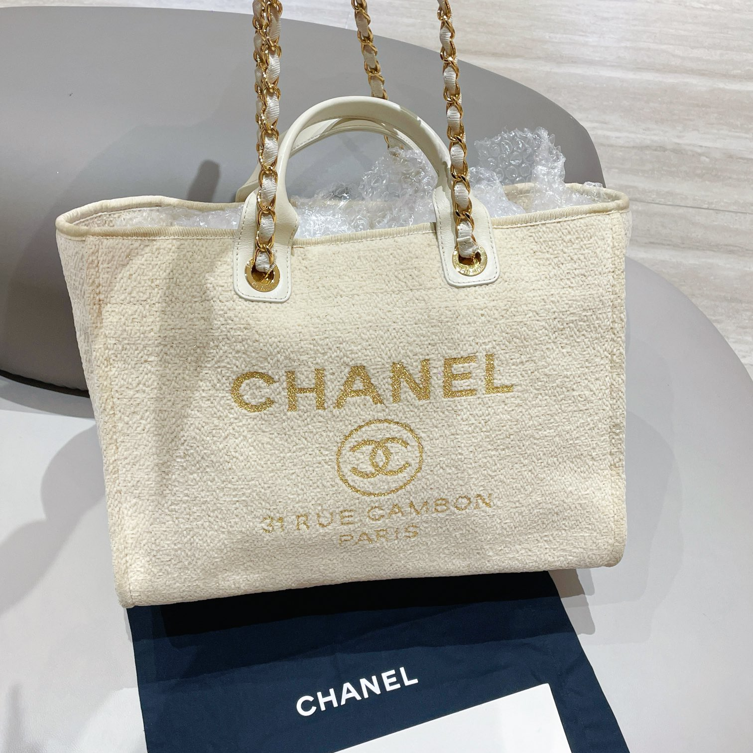 99新 Chanel/香奈儿 经典米色沙滩包女士手提单肩包