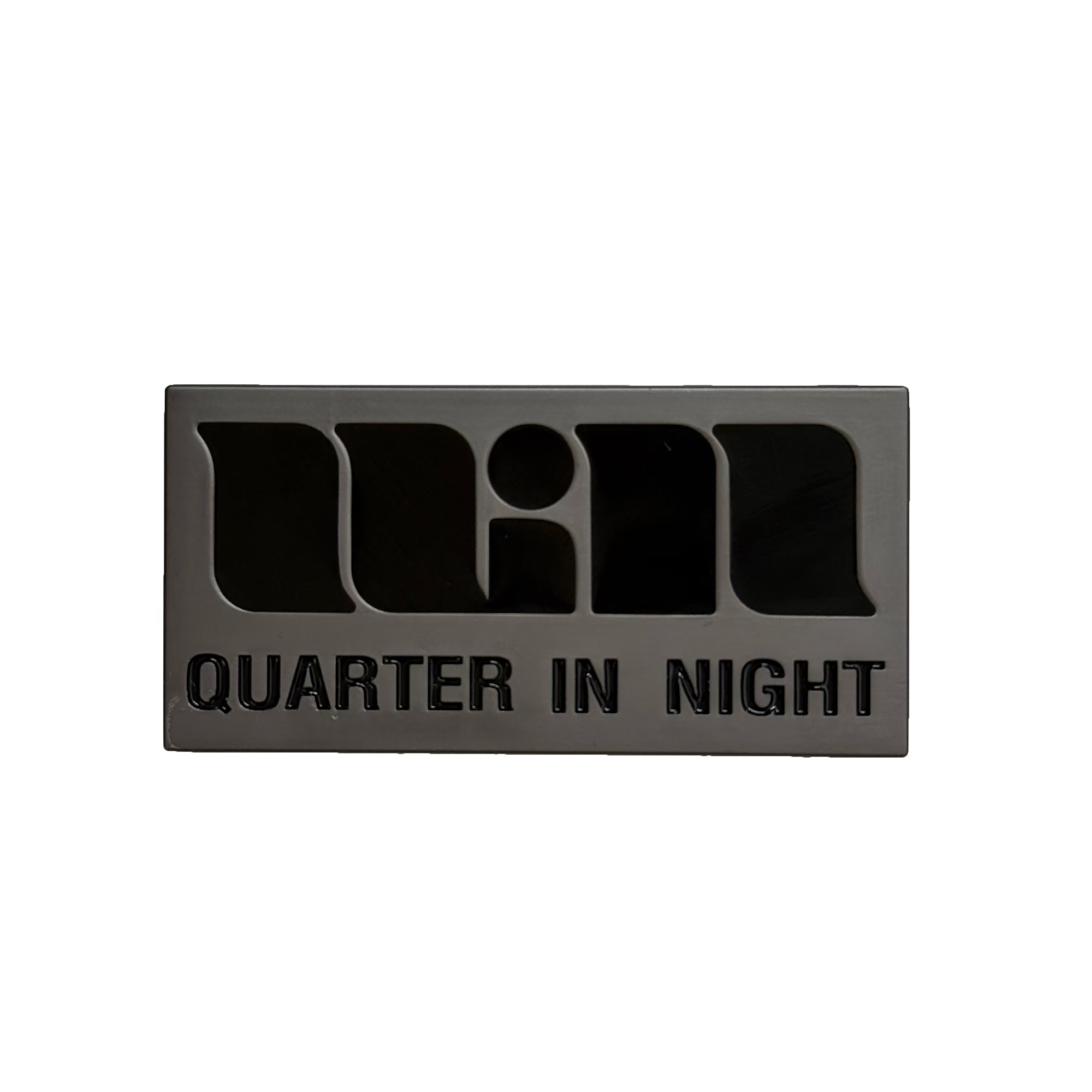 QUARTER IN NIGHT金属标【服装注意事项勿拍】