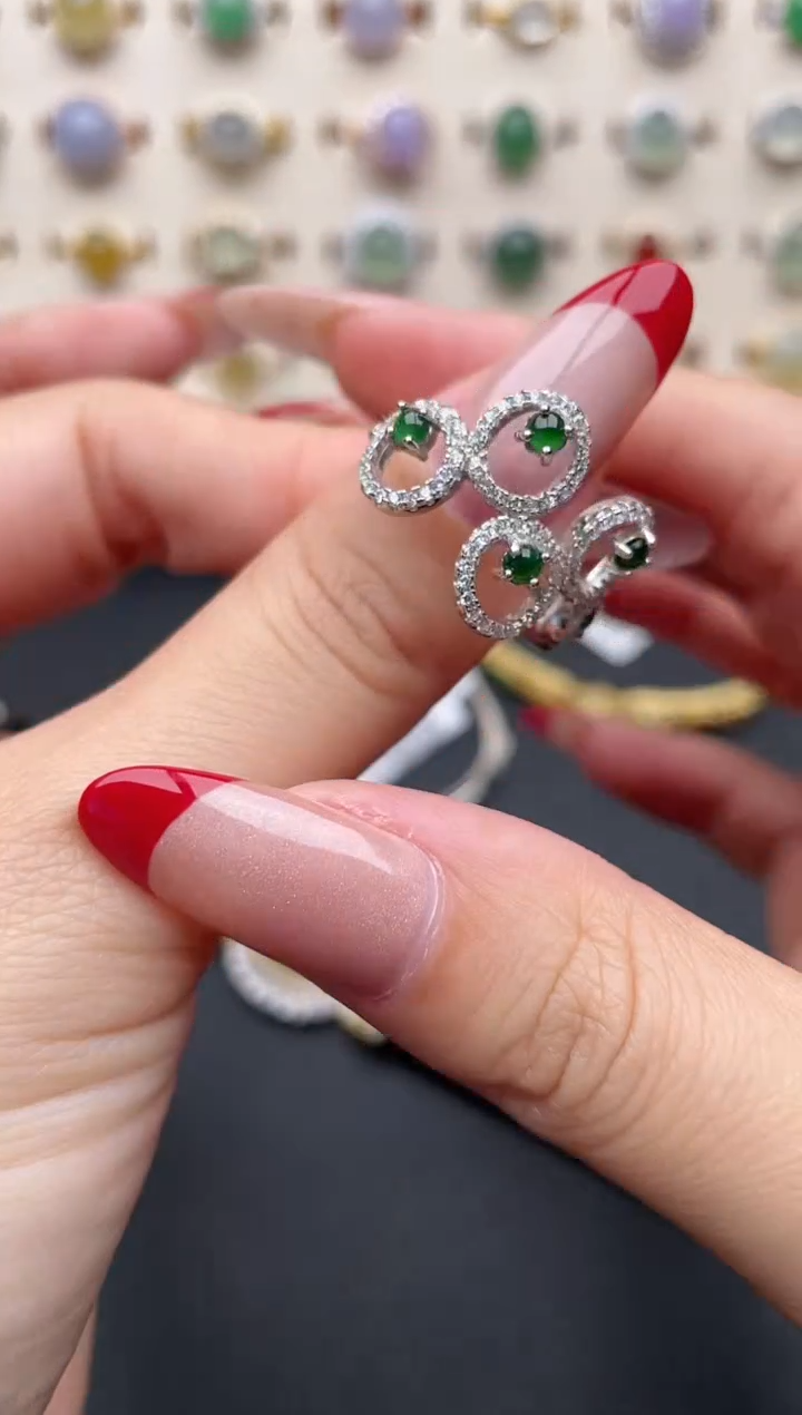 【闪购商品】翡翠戒指银S925镶嵌一物一证一礼盒