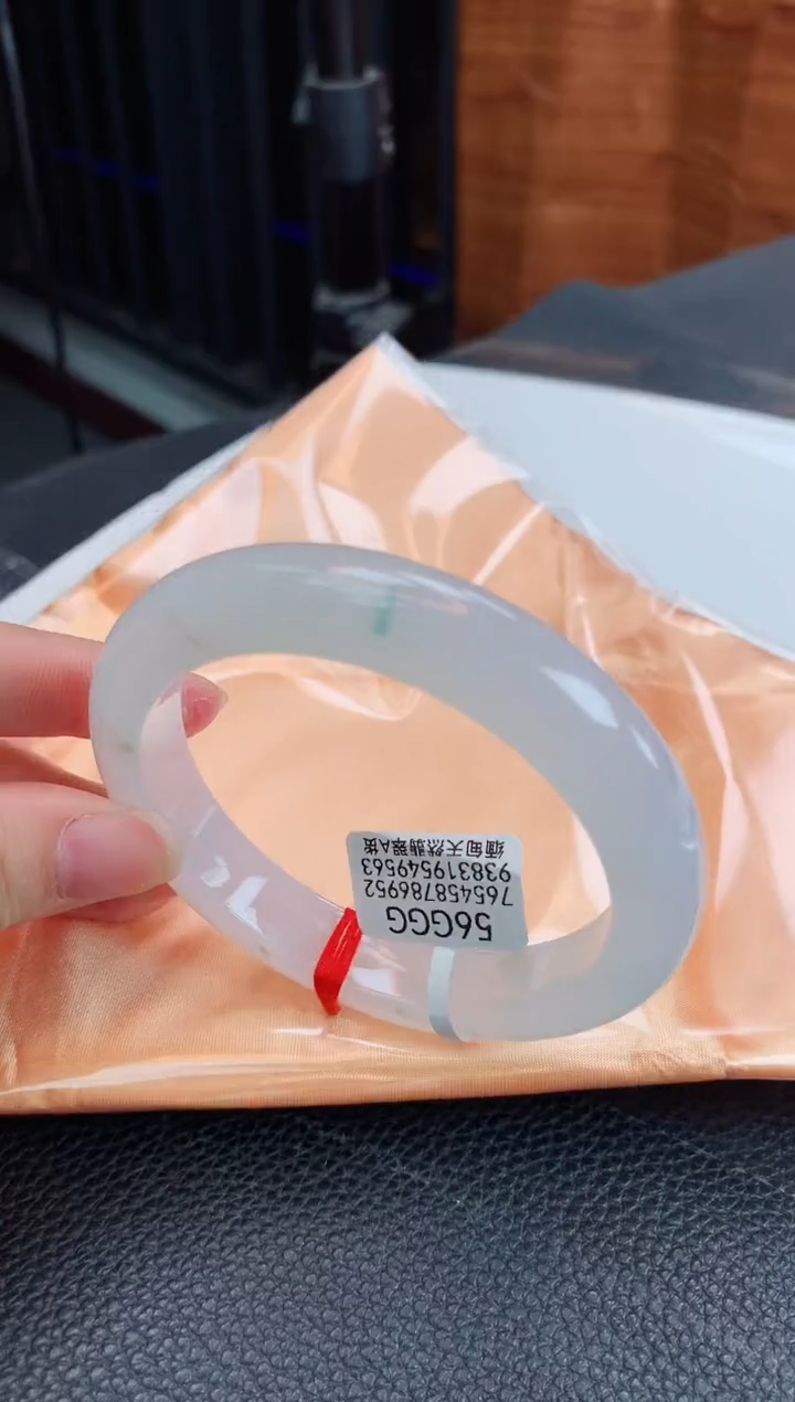 【闪购商品】翡翠手镯未镶嵌缅甸天然翡翠A货手镯