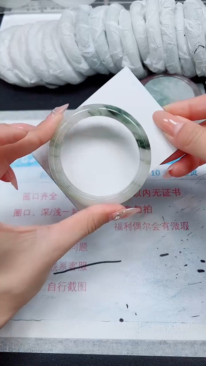 【闪购商品】石英质玉手镯未镶嵌A1-56/57